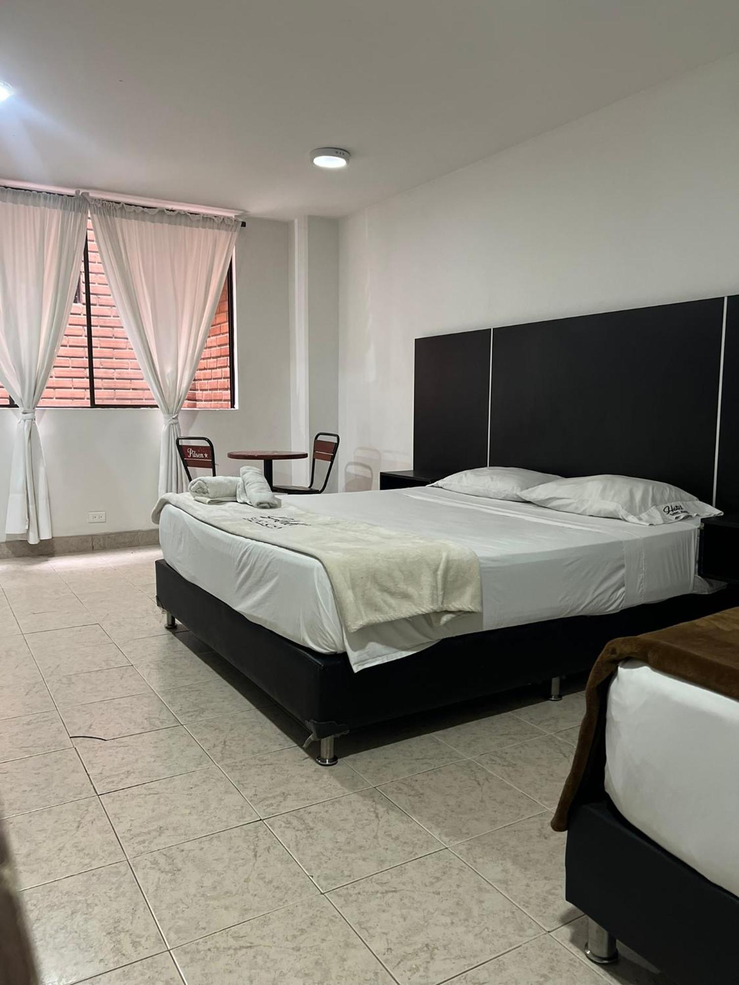 Hotel Saint John Medellín Eksteriør billede